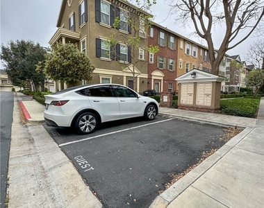 1414 Montgomery Street - Photo Thumbnail 27