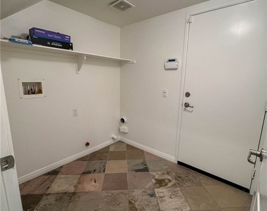 1414 Montgomery Street - Photo Thumbnail 5