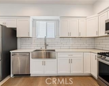 1143 1/2 Irolo St - Photo Thumbnail 1