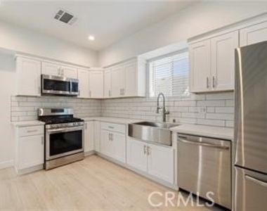 1143 1/2 Irolo St - Photo Thumbnail 2