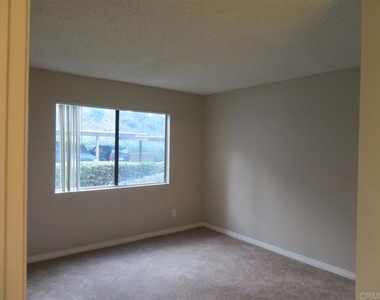 2920 Briarwood Rd - Photo Thumbnail 6