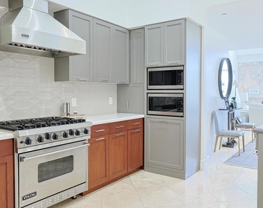 1220 1st Street - Photo Thumbnail 16