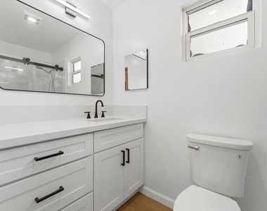 3405 Fairway Drive - Photo Thumbnail 14