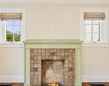 520 S Los Robles Avenue - Photo Thumbnail 6