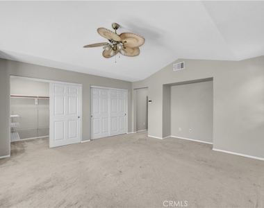 14 Conservatory Drive - Photo Thumbnail 15