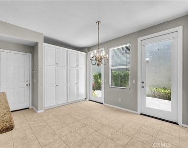 14 Conservatory Drive - Photo Thumbnail 6