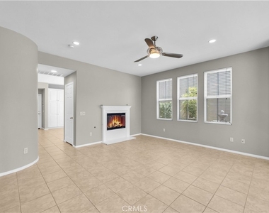 14 Conservatory Drive - Photo Thumbnail 2