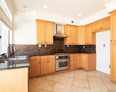 19436 Highridge Way - Photo Thumbnail 2