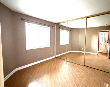 2812 W Pondera Street - Photo Thumbnail 7