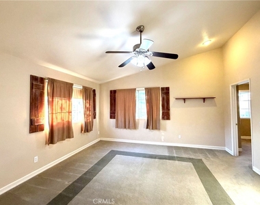 2812 W Pondera Street - Photo Thumbnail 15
