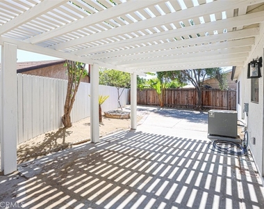2452 E Brenda - Photo Thumbnail 31
