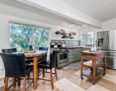 30009 Ridgecreek Rd. - Photo Thumbnail 13