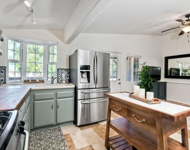 30009 Ridgecreek Rd. - Photo Thumbnail 10