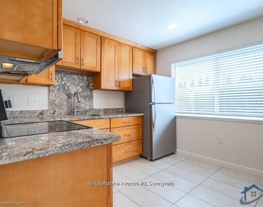 676 Johanna Avenue - Photo Thumbnail 6
