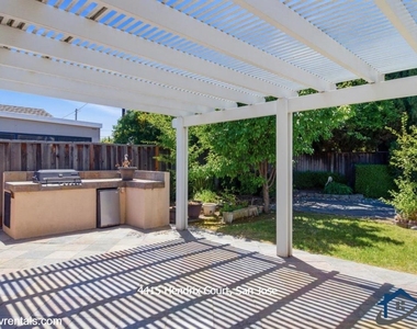 4415 Hendrix Court - Photo Thumbnail 20
