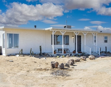 63365 Cobalt Road - Photo Thumbnail 2