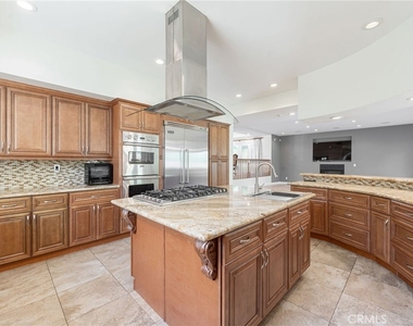 3331 Oakmont View Drive - Photo Thumbnail 14
