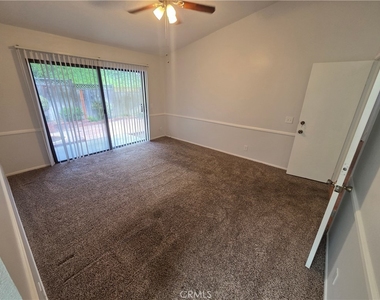 1405 Paseo Manzana - Photo Thumbnail 15