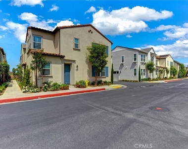 535 Embrook - Photo Thumbnail 1