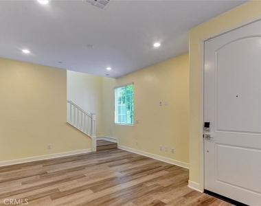 535 Embrook - Photo Thumbnail 12