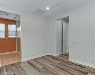 535 Embrook - Photo Thumbnail 16