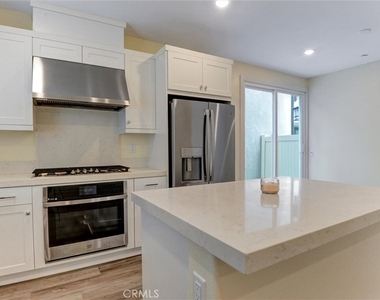 535 Embrook - Photo Thumbnail 8