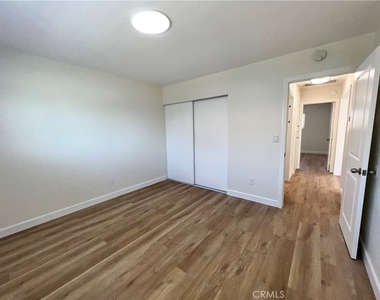 12948 Yorba Avenue - Photo Thumbnail 11