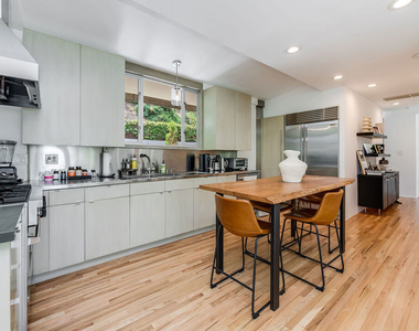 1331 Cordell Place - Photo Thumbnail 9