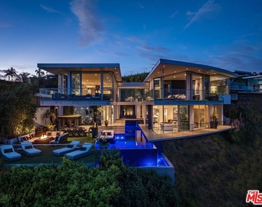 1474 Blue Jay Way - Photo Thumbnail 1