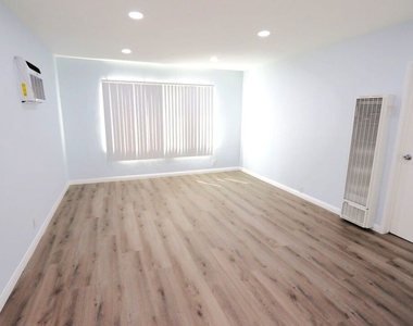 183 W Elmwood Avenue - Photo Thumbnail 10