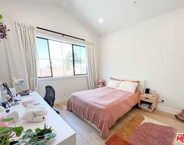 3544 Ocean View Avenue - Photo Thumbnail 15