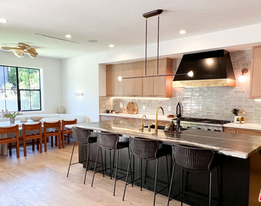 3544 Ocean View Avenue - Photo Thumbnail 5