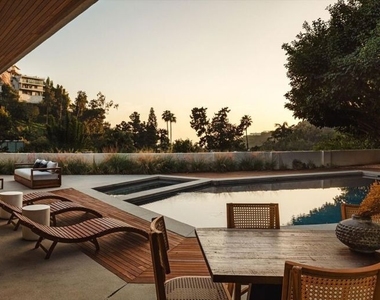 1820 Rising Glen Road - Photo Thumbnail 2
