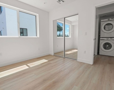 1263 Browning Boulevard - Photo Thumbnail 19