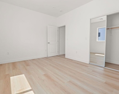 1263 Browning Boulevard - Photo Thumbnail 16