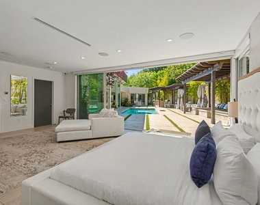2766 Ellison Drive - Photo Thumbnail 24