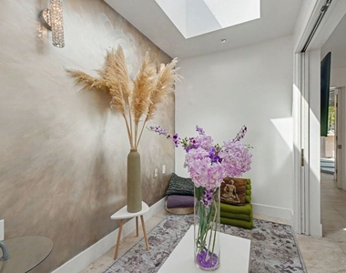 2766 Ellison Drive - Photo Thumbnail 15