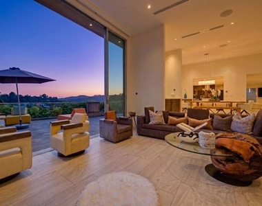 2766 Ellison Drive - Photo Thumbnail 6