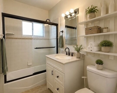 623 Ashland Avenue - Photo Thumbnail 3
