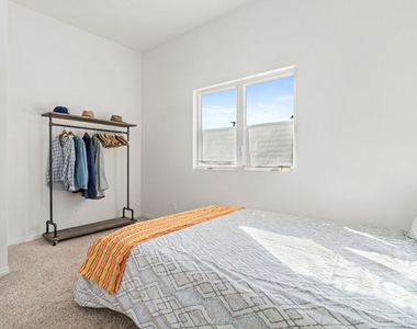 2275 Ewing Street - Photo Thumbnail 10
