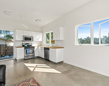 2275 Ewing Street - Photo Thumbnail 3