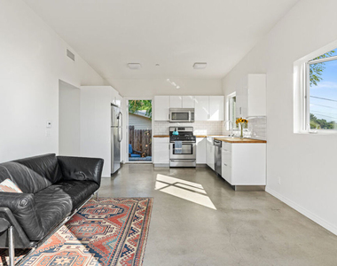 2275 Ewing Street - Photo Thumbnail 4