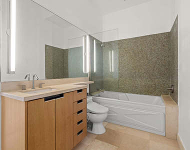 8 Brooks Avenue - Photo Thumbnail 17