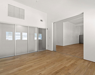 8 Brooks Avenue - Photo Thumbnail 15
