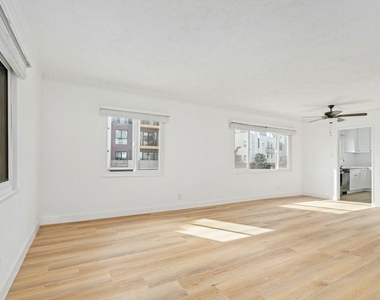 1754 Malcolm Avenue - Photo Thumbnail 2