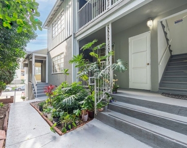 1754 Malcolm Avenue - Photo Thumbnail 10