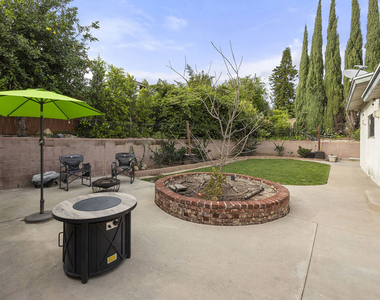 1061 N Euclid Street - Photo Thumbnail 10
