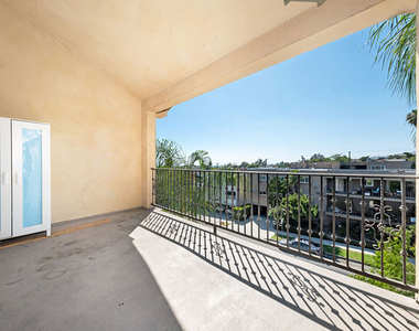 650 E Palm Avenue - Photo Thumbnail 15