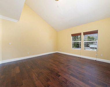 650 E Palm Avenue - Photo Thumbnail 32