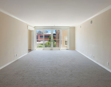 434 S Canon Drive - Photo Thumbnail 3